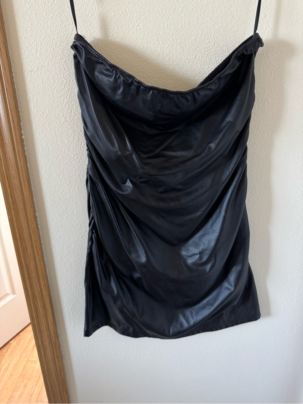 Faux leather strapless Slip Dress - Black